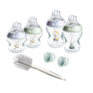 Tommee Tippee Natural Start Newborn Starter Set, 150ml and 260ml Anti-Colic Baby Bottles with Slow Teat Included - Self Sterilising 