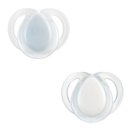  Tommee Tippee - Nighttime Soother, 0-6 Months, 2 Pack of Glow in the Dark Soothers with Reusable Steriliser Pod