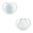 Tommee Tippee - Nighttime Soother, 0-6 Months, 2 Pack of Glow in the Dark Soothers with Reusable Steriliser Pod